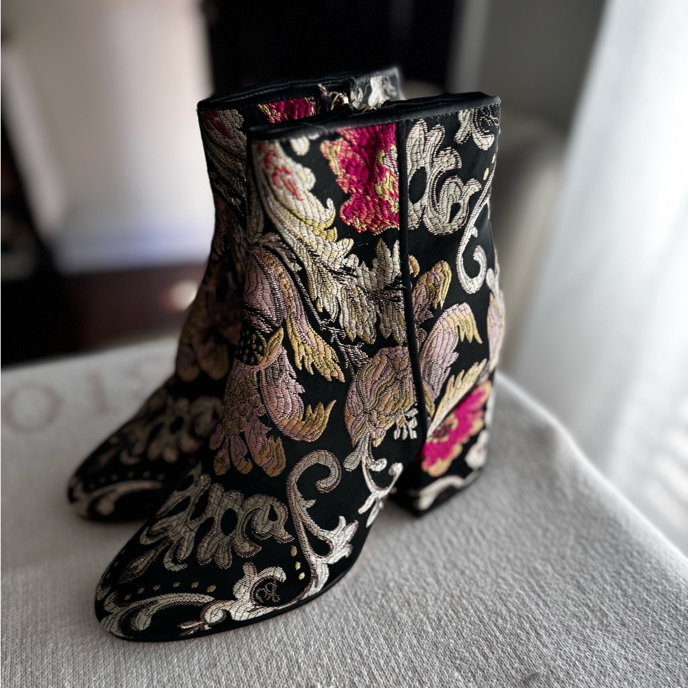 Sam Edelman Taye Metallic Boots, Size 6